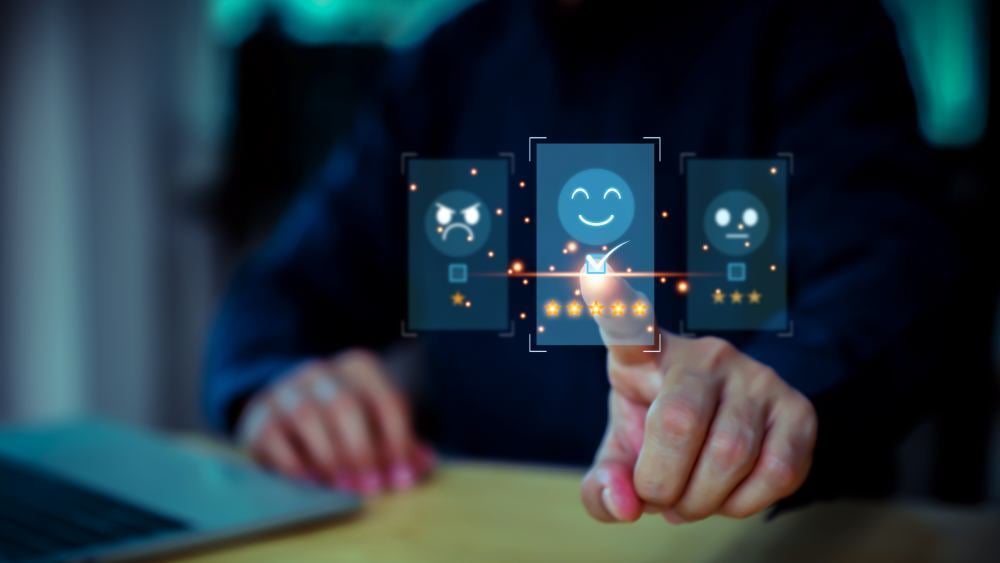 Análisis de experiencia y satisfacción del cliente con IA.